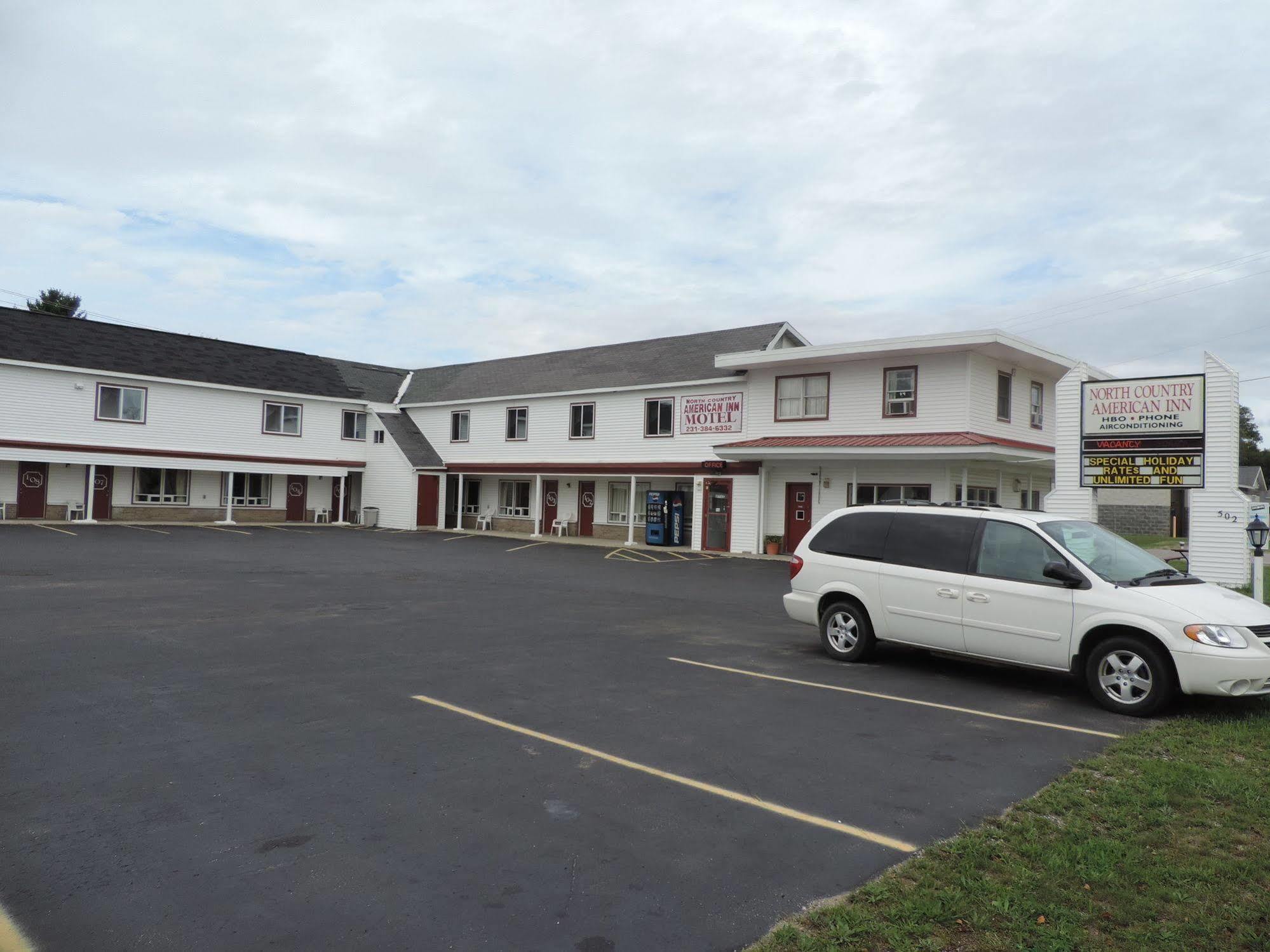 كالكاسا North Country American Inn المظهر الخارجي الصورة