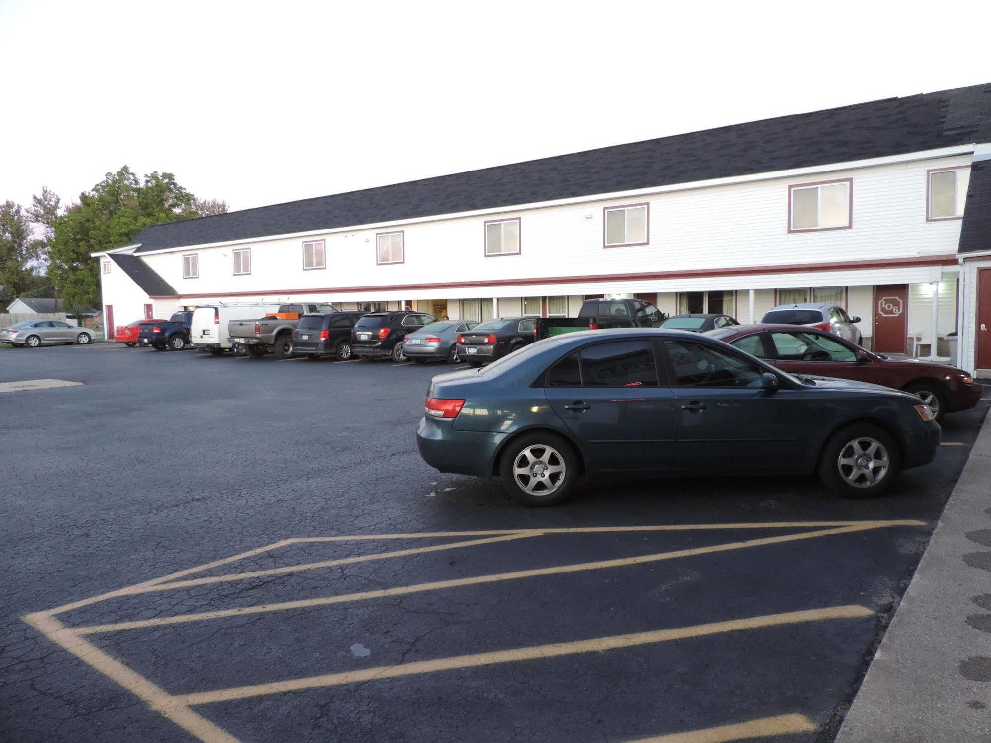 كالكاسا North Country American Inn المظهر الخارجي الصورة